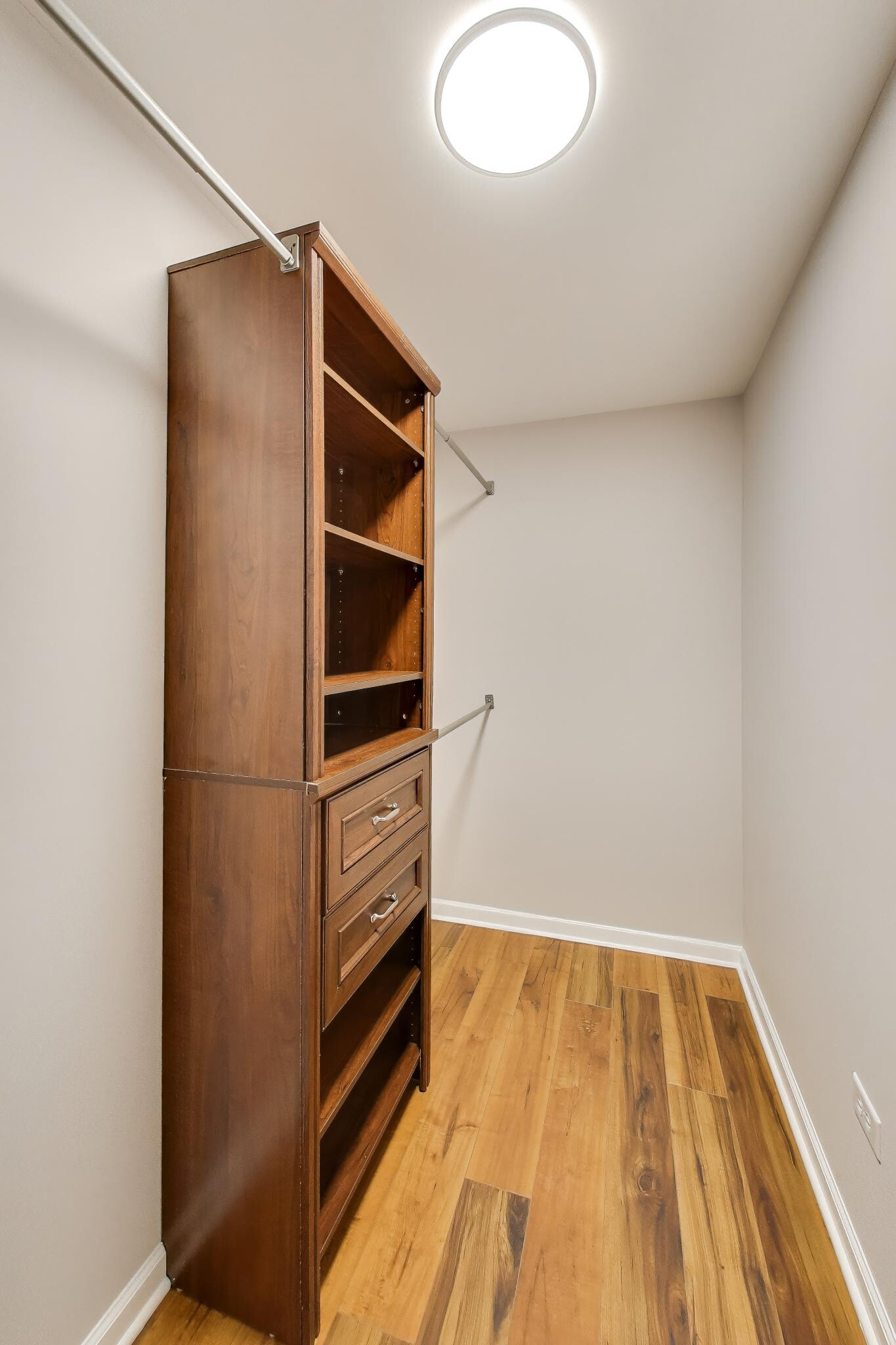 Building Photo - 440 W Main St