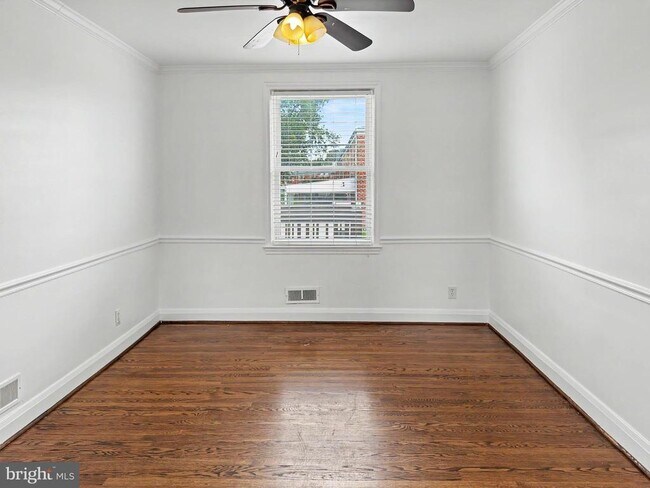 Building Photo - 211 Cherrydell Rd