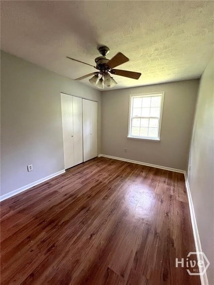 Building Photo - 1519 E 31st St