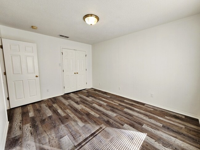 Building Photo - 5314 Hannah Dr