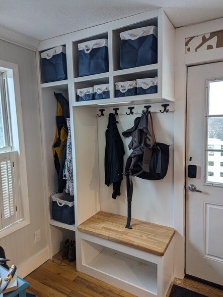 Building Photo - 163 Franklin St