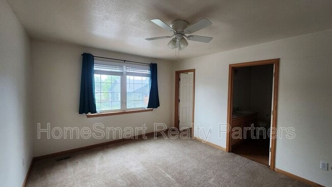 Building Photo - 508 Ridge Ave