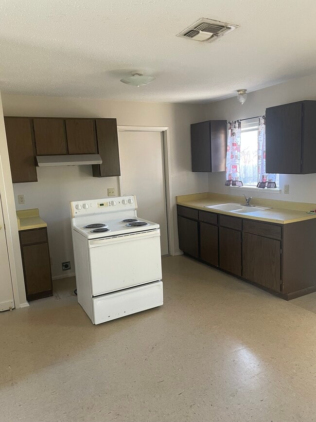 Building Photo - 12327 El Santo Way