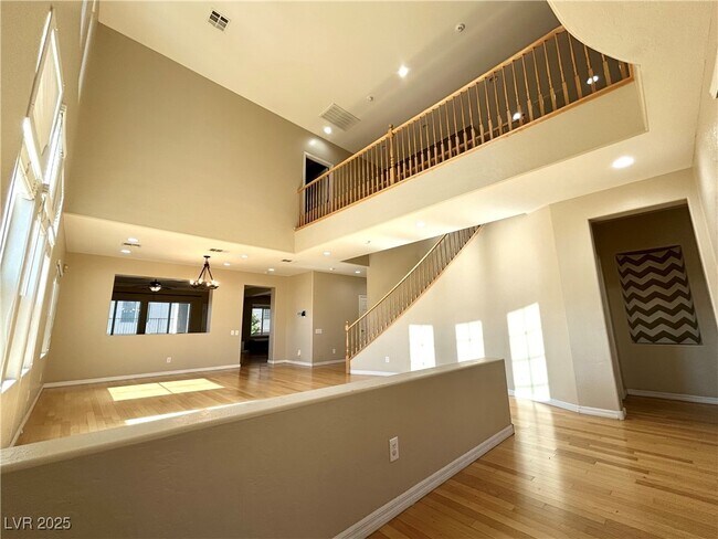 Building Photo - 2529 Flodden St