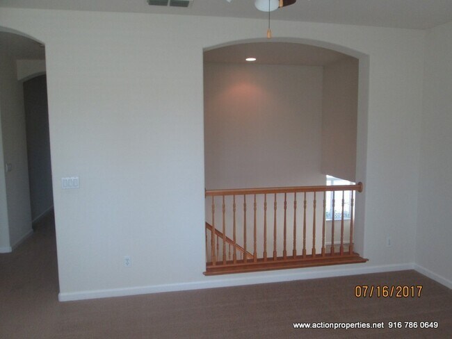 Building Photo - East Roseville, New Carpet * Paint, 2657sq...