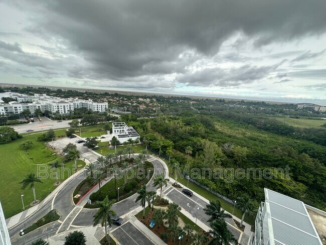 Building Photo - 2000 Metropica Wy