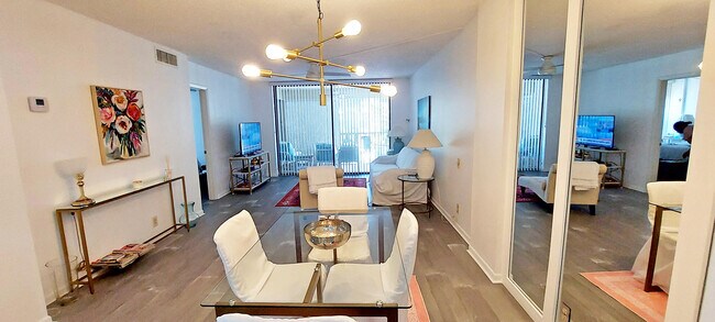 Building Photo - 367 S Federal Hwy