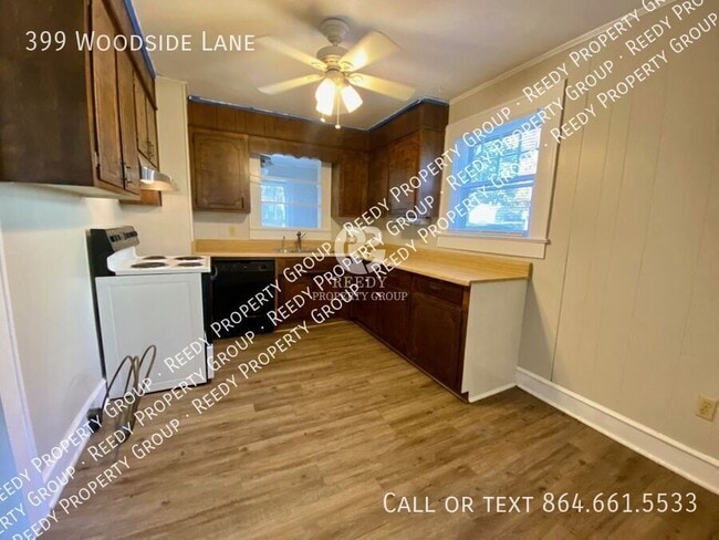 Building Photo - 399 Woodside Ln