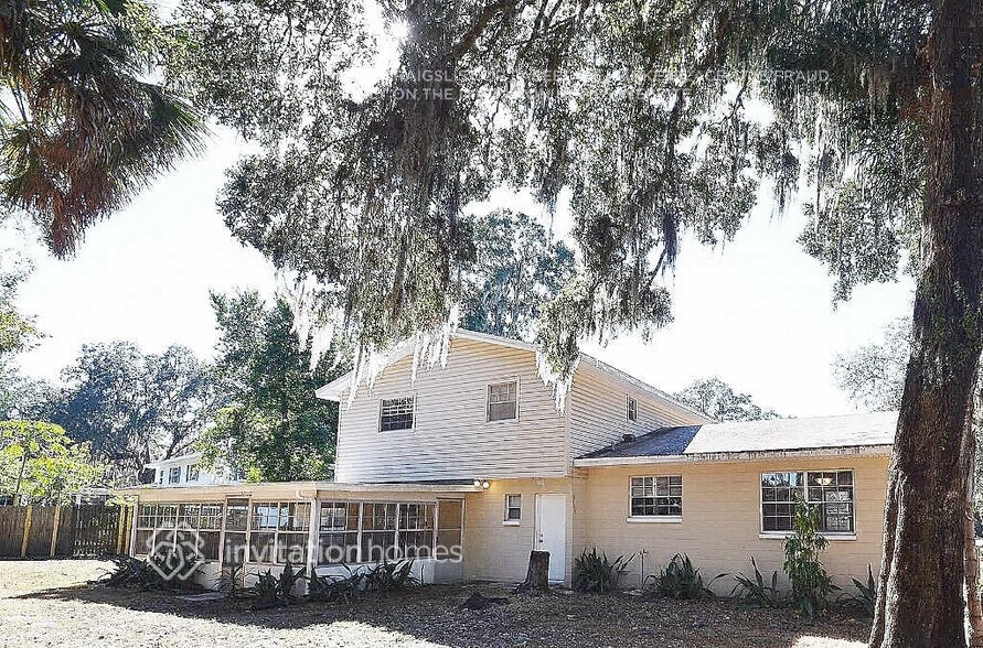 Building Photo - 706 Westwood Cir