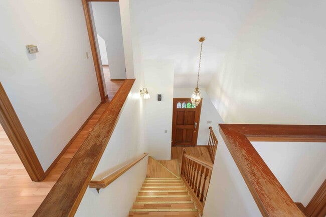 Building Photo - 12323 SW Millview Ct