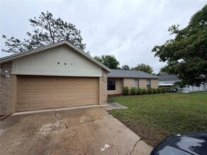 Building Photo - 661 Murphy Rd