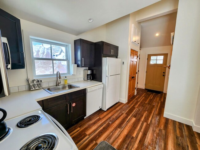 Building Photo - Accessory dwelling on the creek!