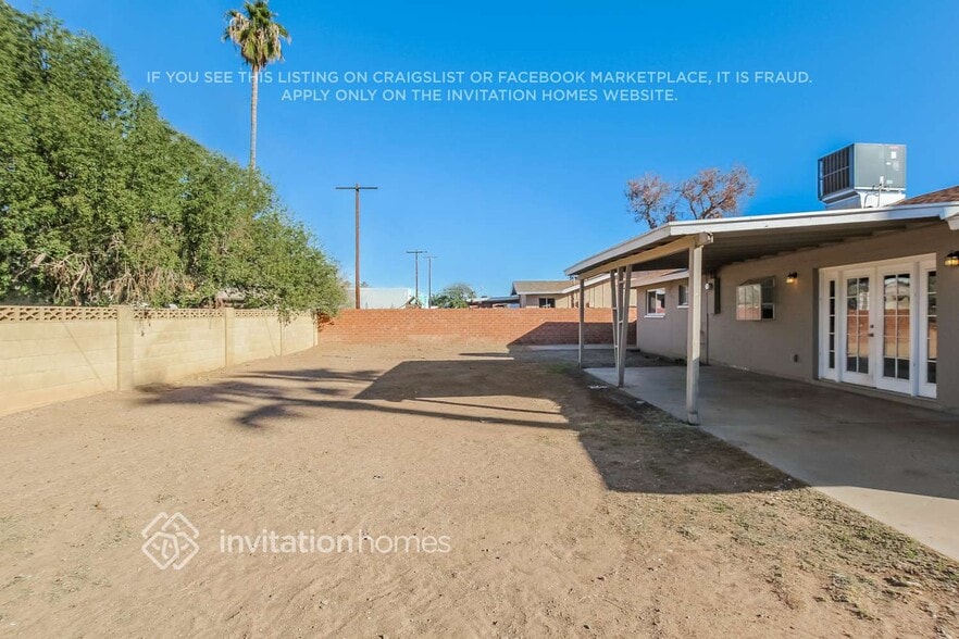 Building Photo - 3514 W Royal Palm Rd
