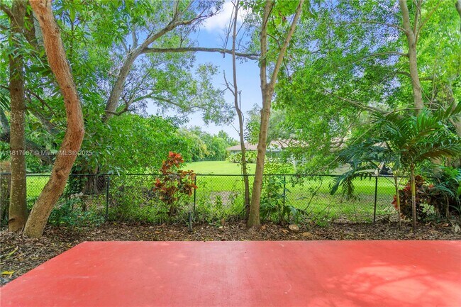 Building Photo - 15076 SW 51st St