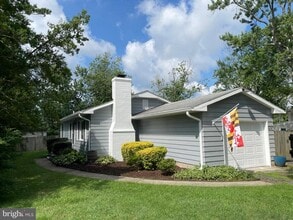 Building Photo - 206 Willis Ave