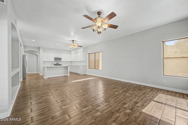 Building Photo - 17446 W Yavapai St