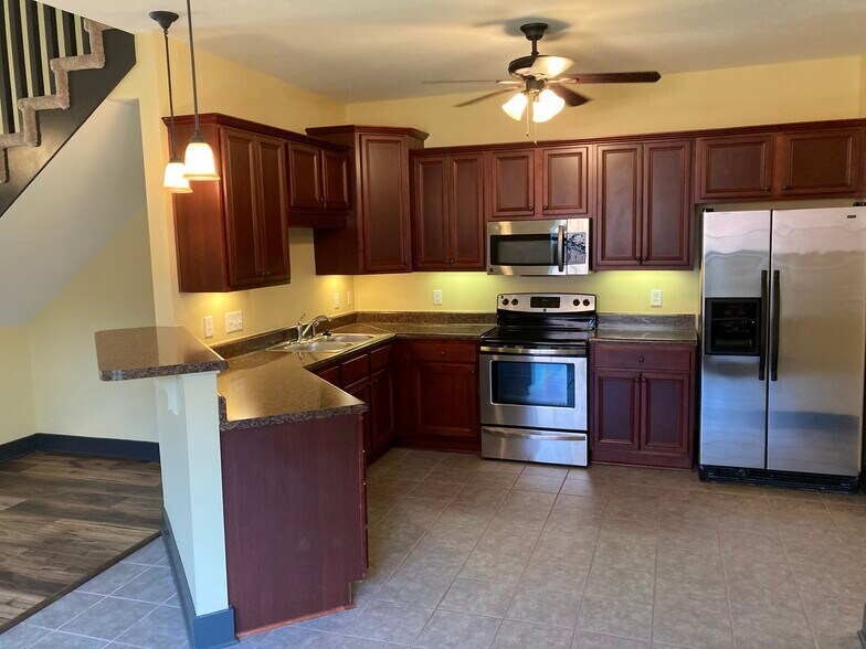 Building Photo - 3018 Whitland Crossing Dr
