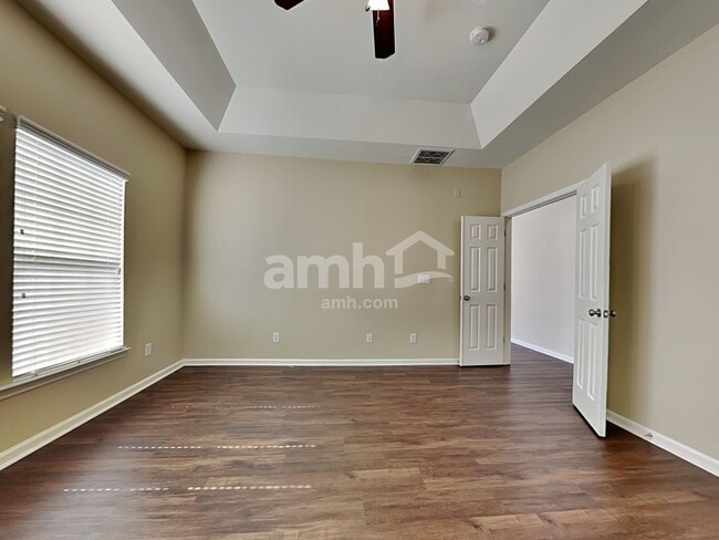 Building Photo - 14127 Hiawatha Ct