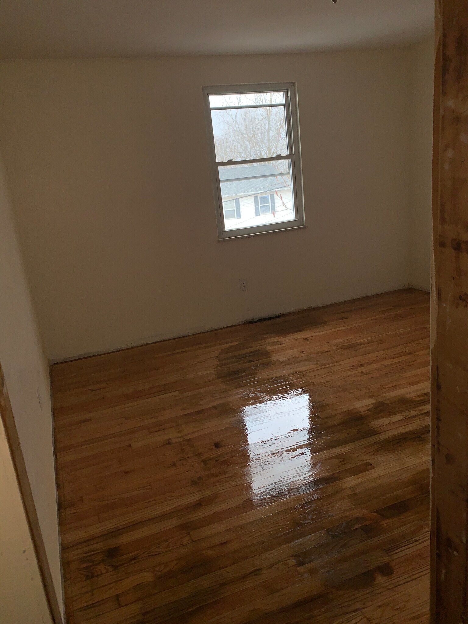 Building Photo - 4268 Sample Ct