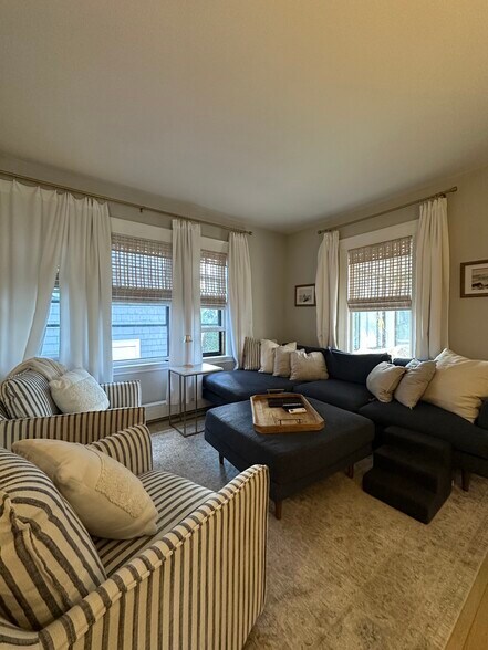 Building Photo - 21 Apthorp St