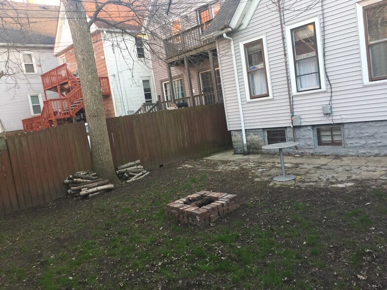 backyard - 2730 N Oakland Ave
