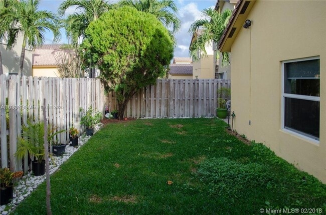 Building Photo - 11325 NW 52nd Ln