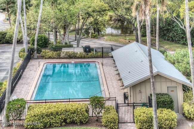 Building Photo - 2240 Front St