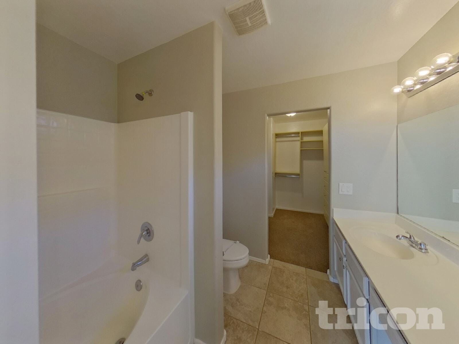 Building Photo - 43846 W Magnolia Rd