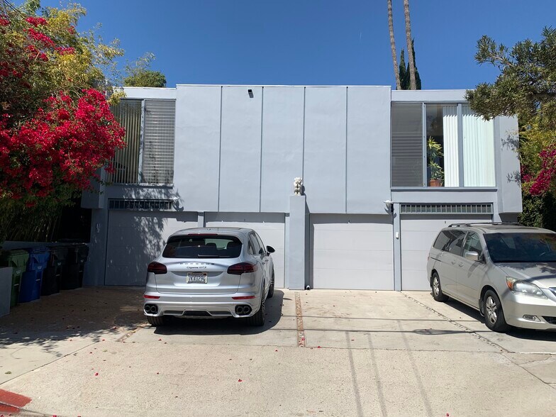 Building Photo - 631 Pier Ave