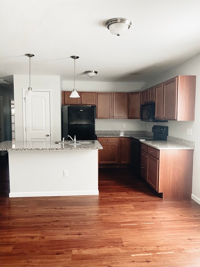 Building Photo - 335 Flat Cove Rd