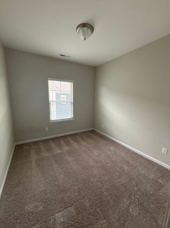 Building Photo - COMING SOON: T.R. Lawing Realty Property