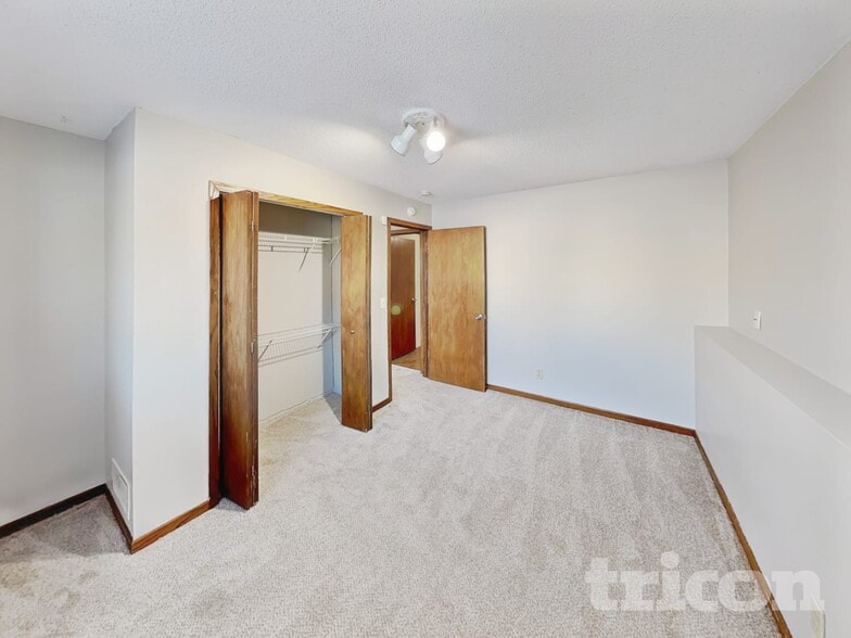 Building Photo - 8009 Delano Way