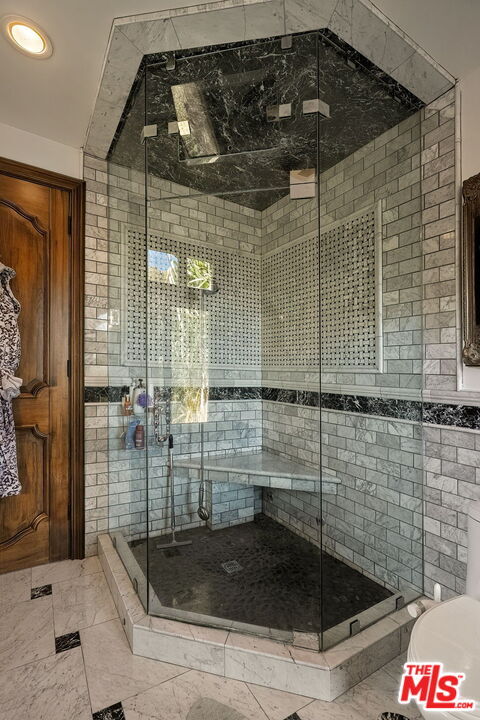Building Photo - 28305 Via Acero