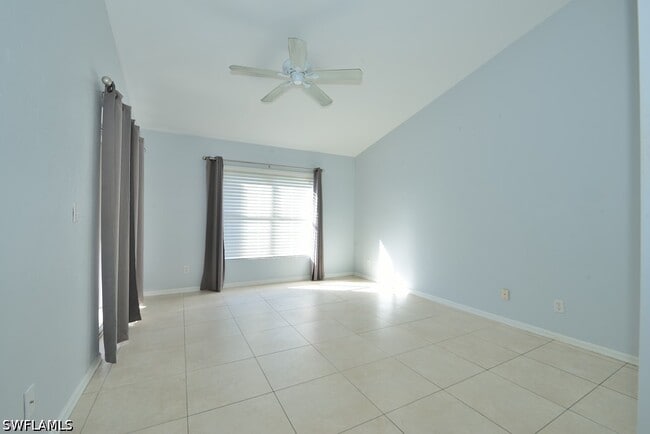 Building Photo - 1042 Mainsail Dr