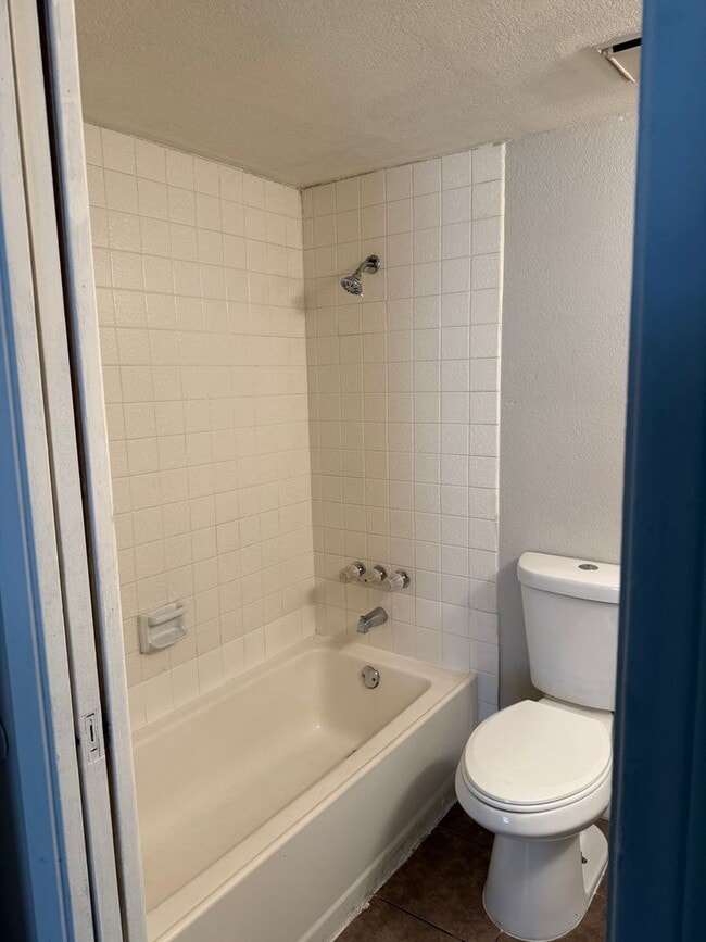 Building Photo - 3823 S Maryland Pkwy