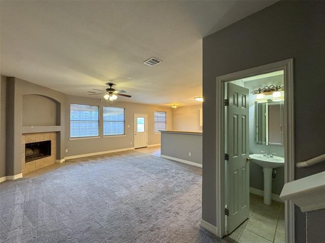 Building Photo - 8005 Hidden Path Ln