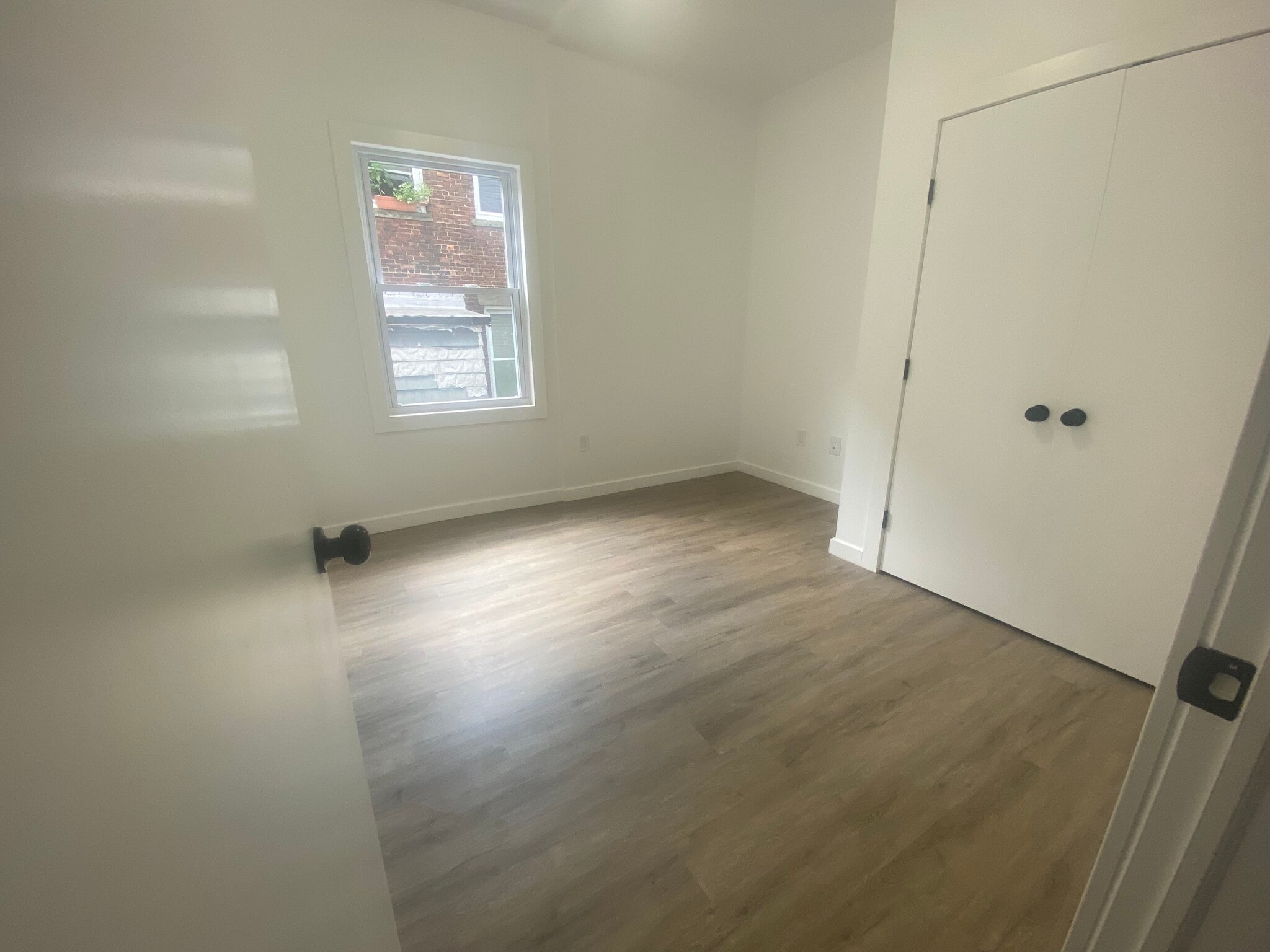 Middle Bedroom - 1507 West St