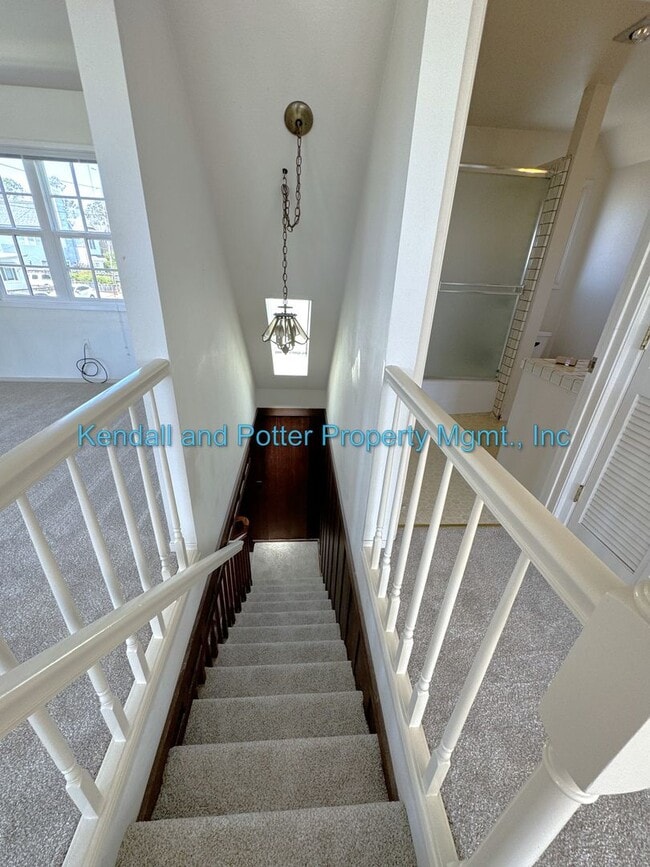 Building Photo - Amazing Beach House Near Twin Lakes Beach!!