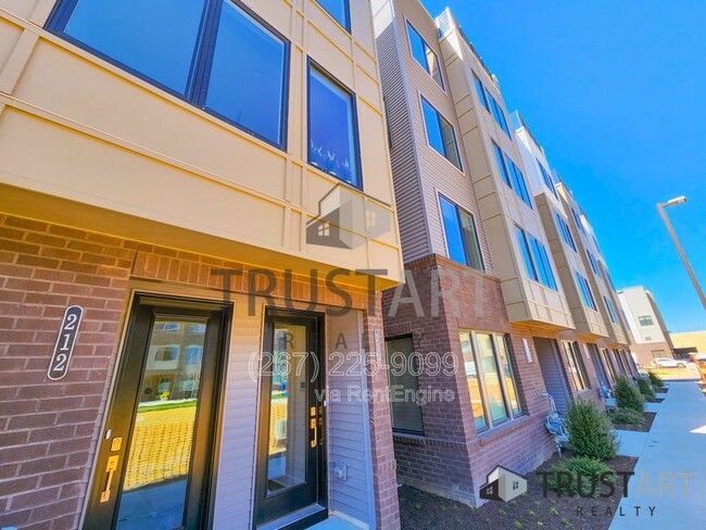 Building Photo - 3150 N Park Ave