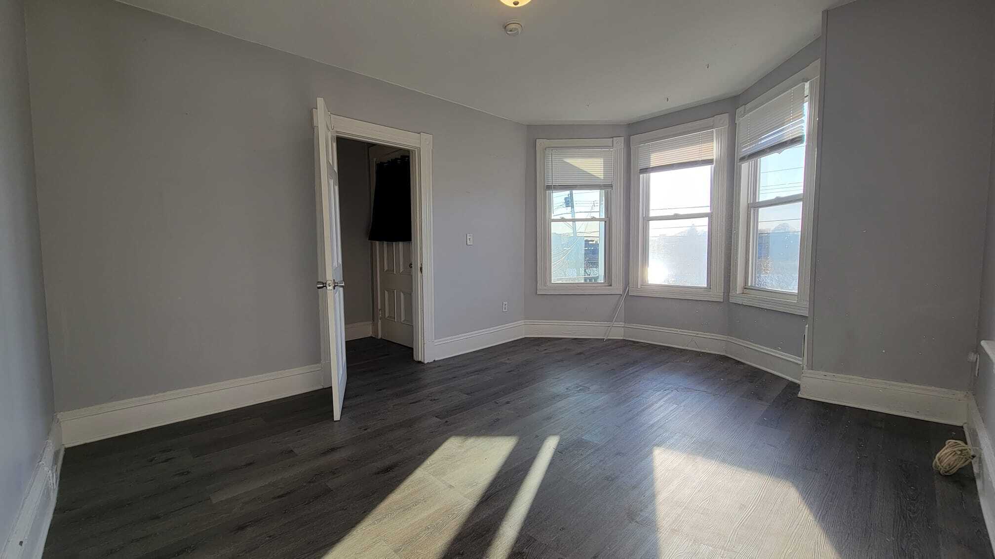 Building Photo - 539 Quinnipiac Ave