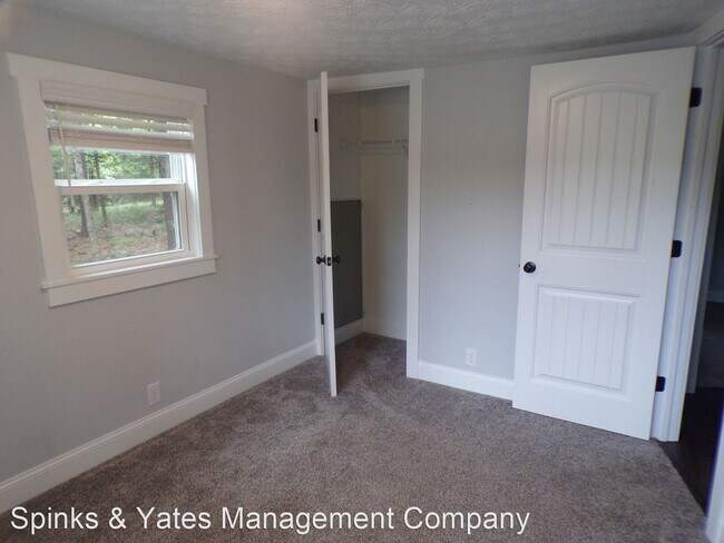 Building Photo - 4 br, 2 bath House - 51 Cedar Circle