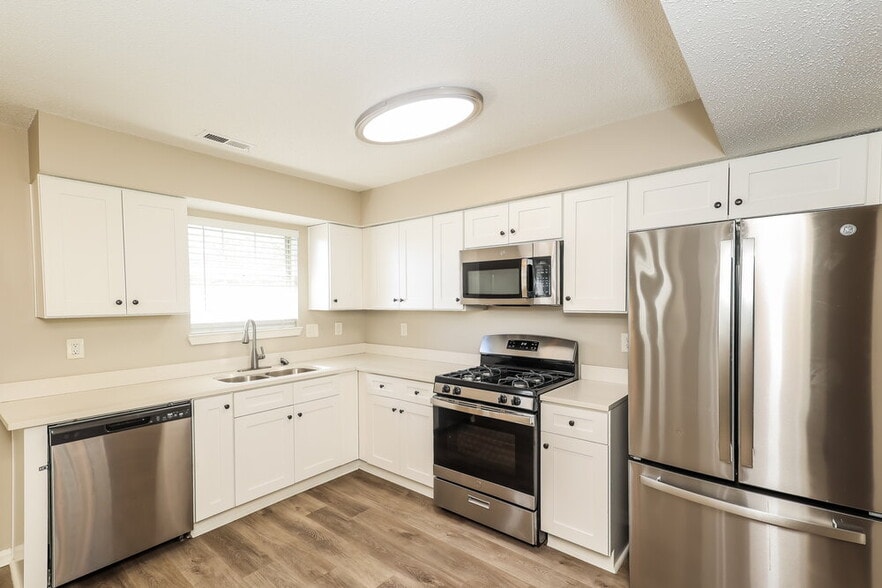 Building Photo - 7605 Briar Crest Ct