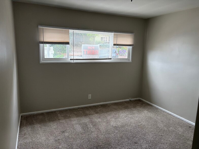 Building Photo - 1301 Manhattan Beach Blvd