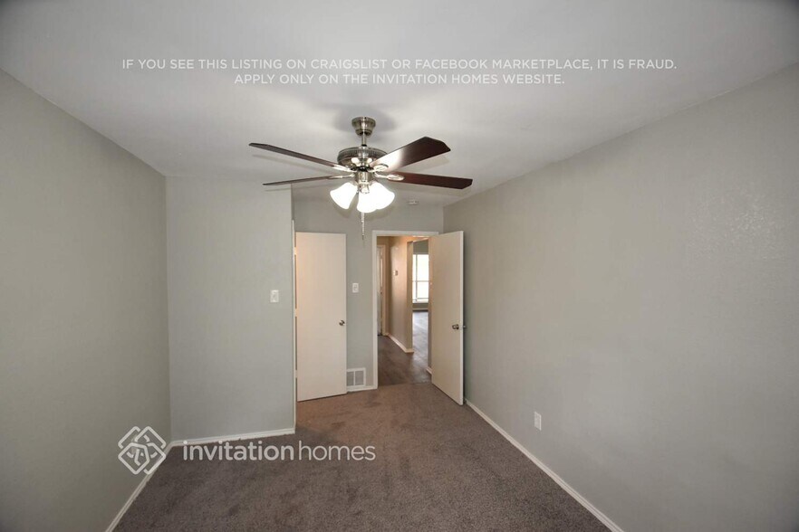 Building Photo - 2072 Bronco Ln