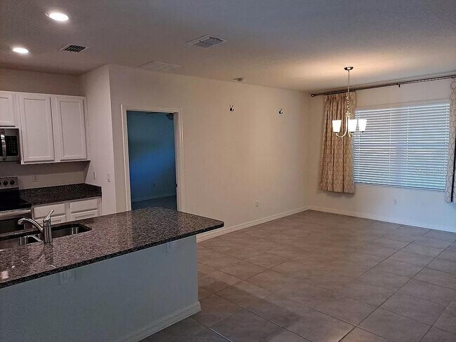 Building Photo - 3549 Crimson Clover Dr