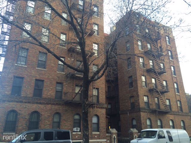 Building Photo - 3285 33rd St