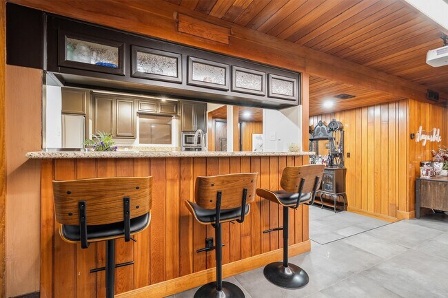 Building Photo - 29 Winged Foot Dr