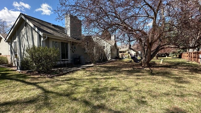 Building Photo - 636 Cheyenne Dr