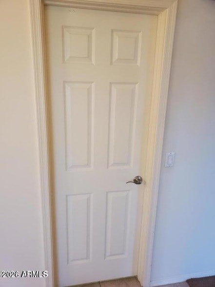 Building Photo - 1848 E Chilton Dr