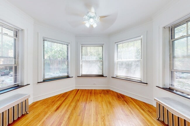 Floorplan - 5034-5046 S. Woodlawn Avenue